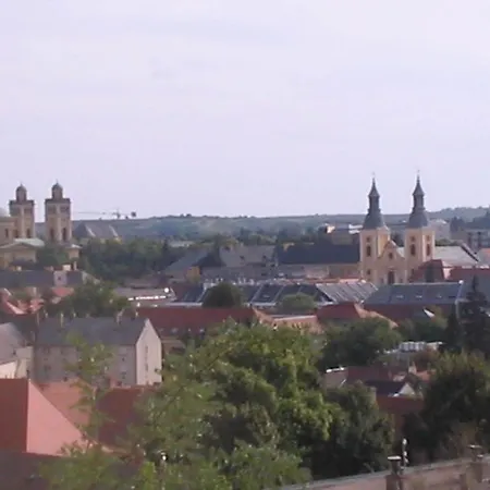 Pensión Burg 3*