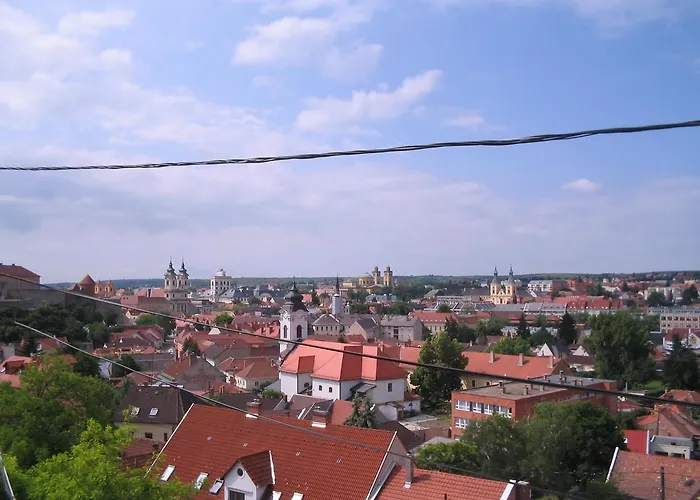 Burg 3* Eger